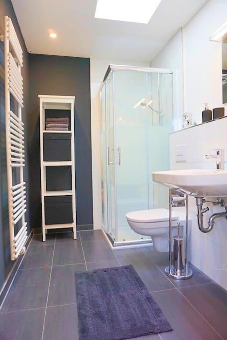 Apartment - Modern, Gemuetlich, Eigener Parkplatz Köln Dış mekan fotoğraf